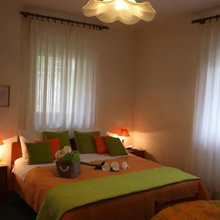 Ines Komel Apartman Abbázia